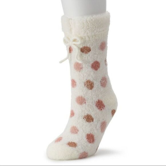 NWT 2/$15 Lauren Conrad Sherpa Socks - Picture 1 of 6